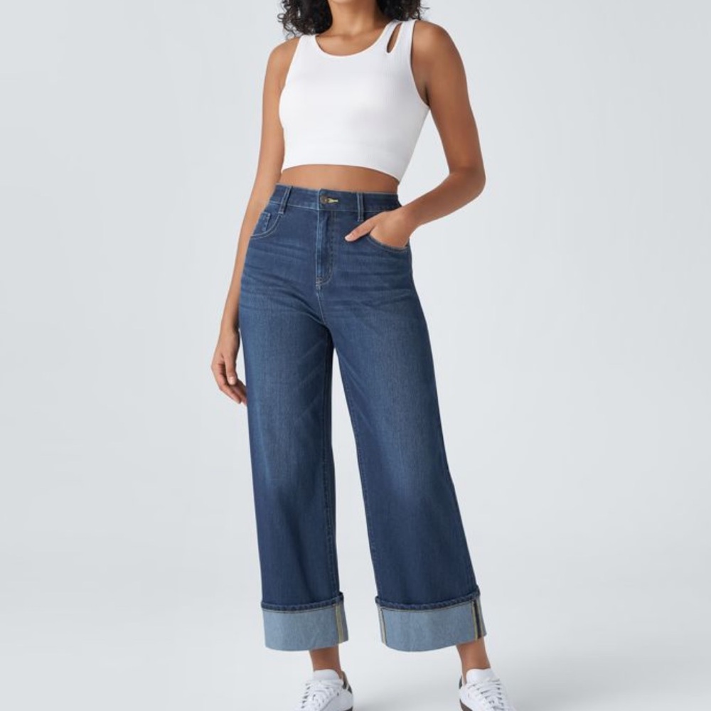 HALARA Women's Wide Leg Dark Blue Cuffed Jeans.  NEW WITH TAGS